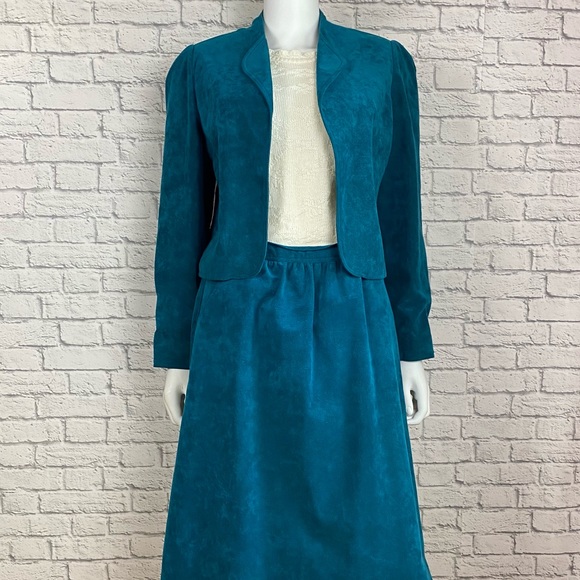 Neiman Marcus Dresses & Skirts - *Vintage 2 piece skirt suit